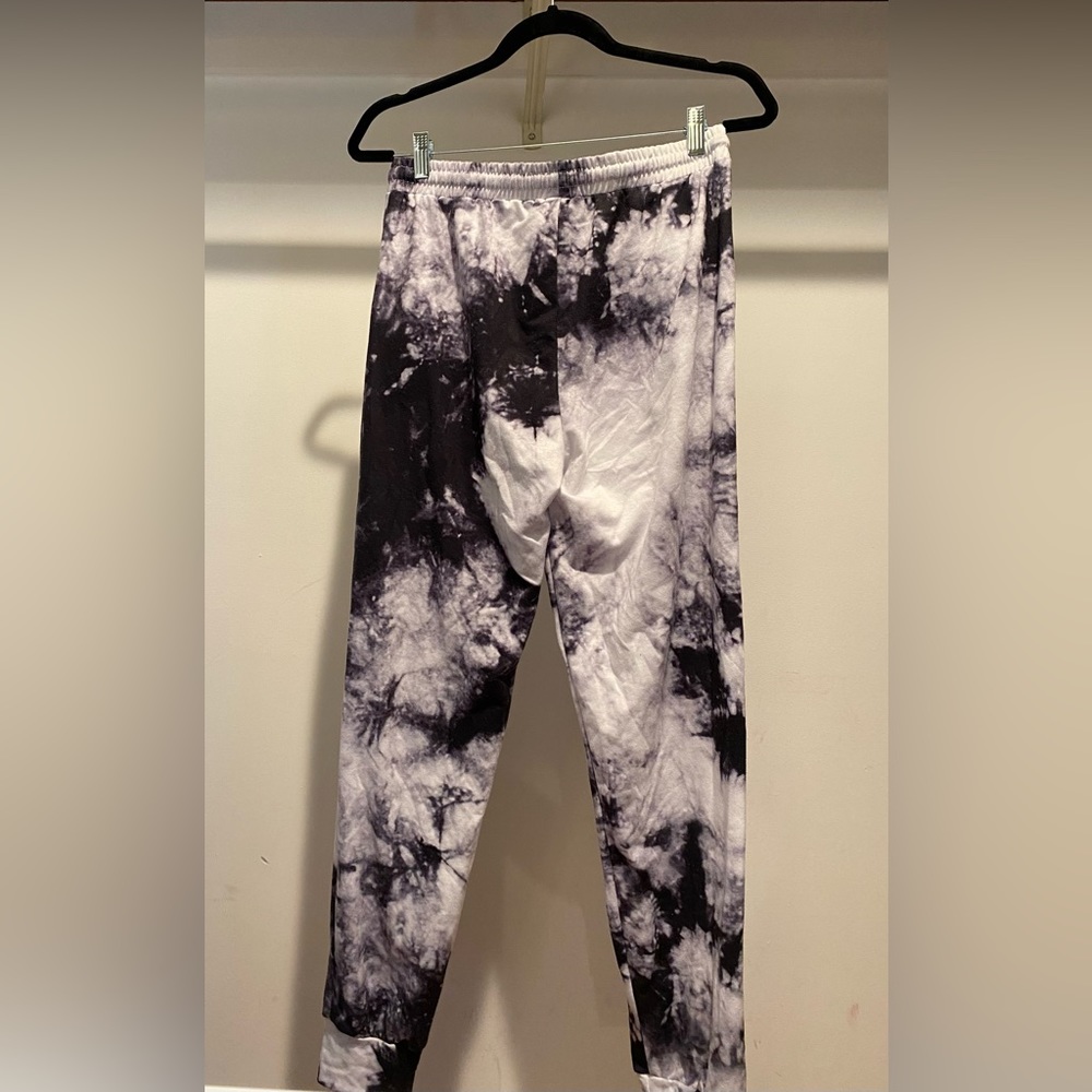 Unknown Brand Black and White Marble Sweatpants
